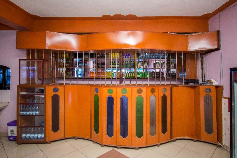 Viewers Park Hotel Naivasha Bagian luar foto